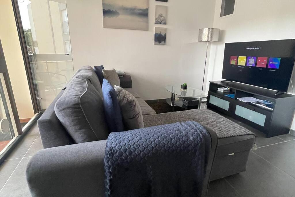 סן-מקסים Proche Mer Et Centre Appart 2 Pieces Wifi&Clim מראה חיצוני תמונה